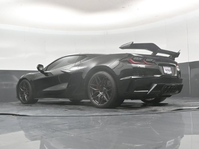 Used 2024 Chevrolet Corvette Z06 RWD image 55