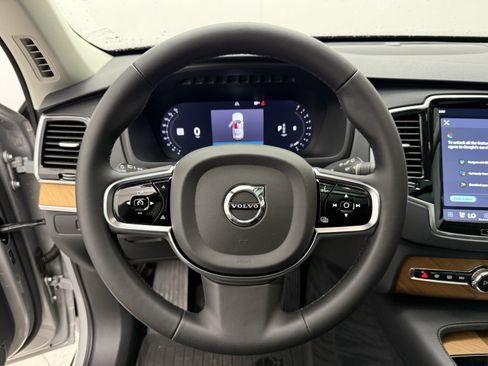 Certified 2024 Volvo XC90 B6 Plus w/ Protection Package Premier AWD/4WD image 15