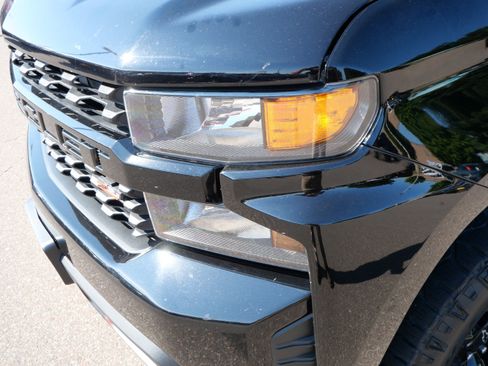 Used 2021 Chevrolet Silverado 1500 Custom Trail Boss AWD/4WD image 15