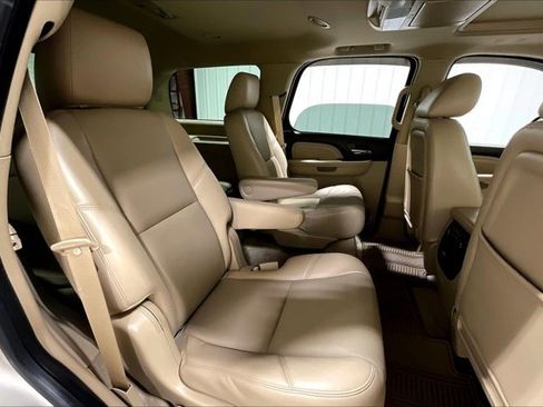 Used 2014 GMC Yukon Denali image 27