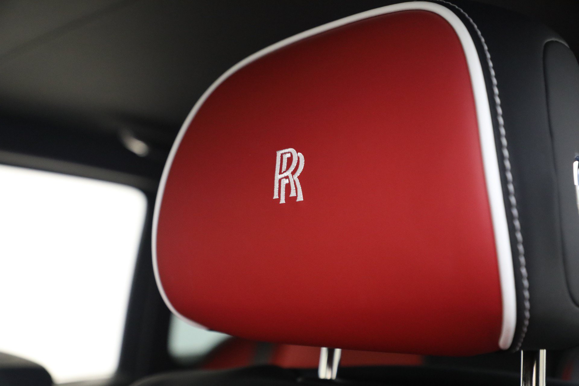 New 2027 Rolls-Royce Cullinan Black Badge AWD/4WD image 30