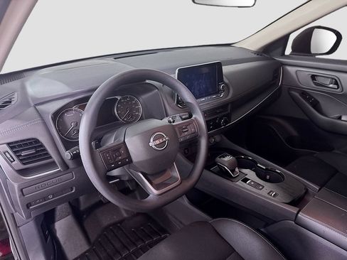 Used 2026 Nissan Rogue S FWD image 9