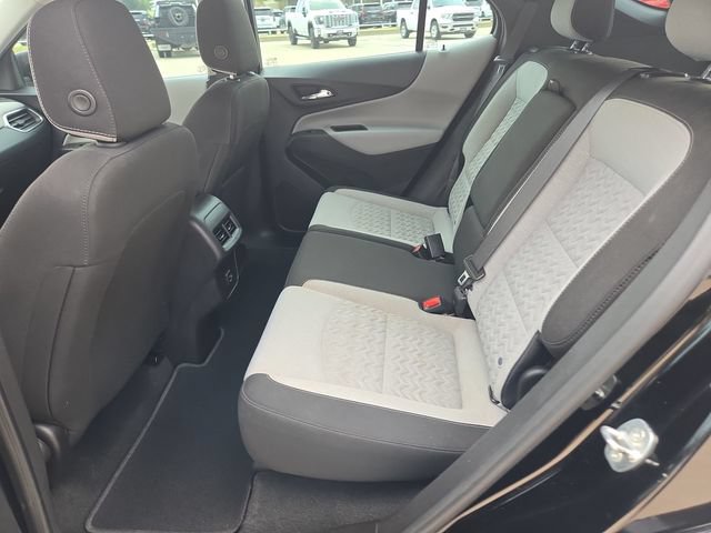 Used 2023 Chevrolet Equinox LS FWD image 23