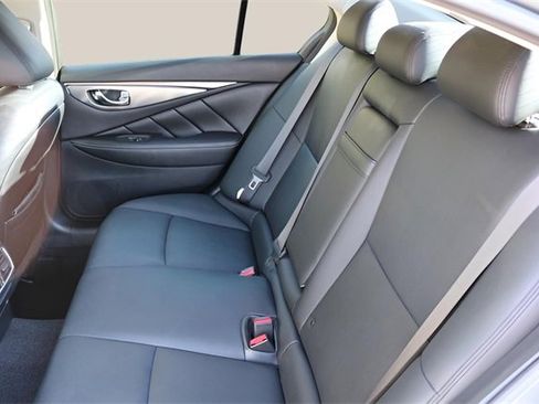 Used 2017 INFINITI Q50 2.0t w/ Moonroof Package image 15