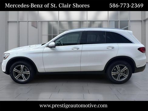 Used 2021 Mercedes-Benz GLC 300 4MATIC image 2