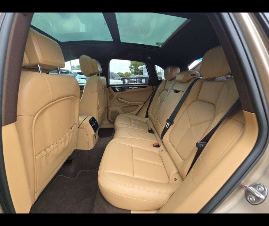 Used 2018 Porsche Macan S AWD/4WD image 7