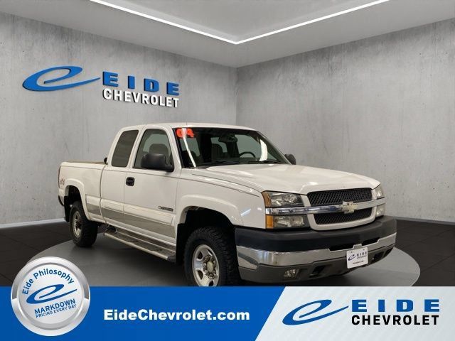 Used 2004 Chevrolet Silverado 2500 LS AWD/4WD image 1