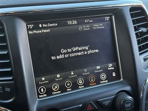 Used 2018 Jeep Grand Cherokee Laredo image 16