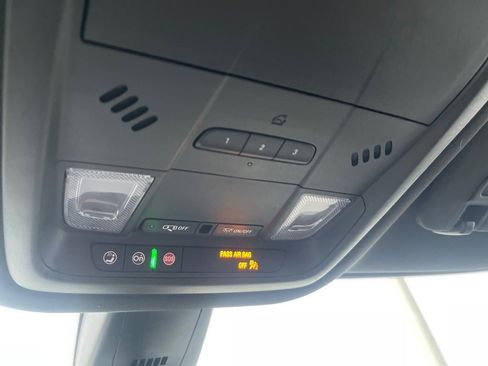 Used 2022 Buick Enclave Premium image 15