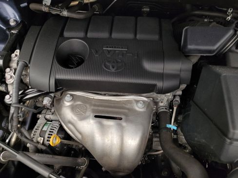 Used 2019 Toyota Highlander LE image 30