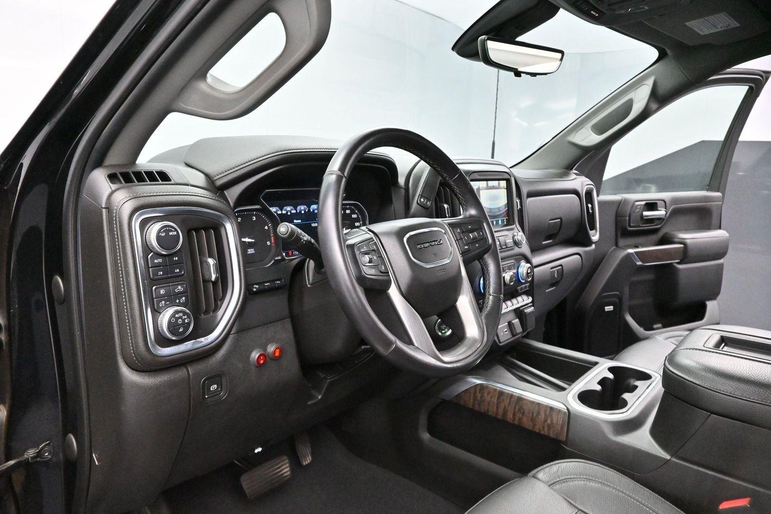 Used 2021 GMC Sierra 3500 Denali w/ Denali Black Diamond Edition AWD/4WD image 14