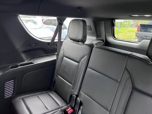Used 2024 GMC Yukon XL Denali AWD/4WD image 55