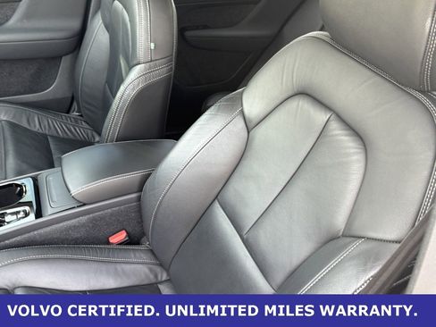 Certified 2023 Volvo XC40 B4 Plus image 26