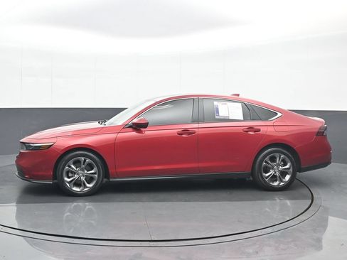 Used 2024 Honda Accord EX image 3