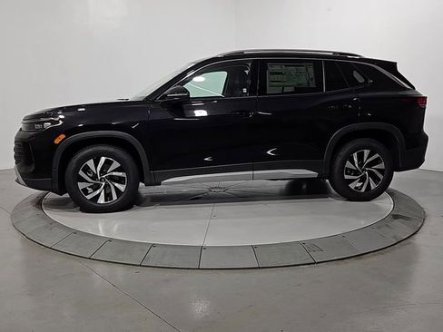 New 2025 Volkswagen Tiguan S image 2