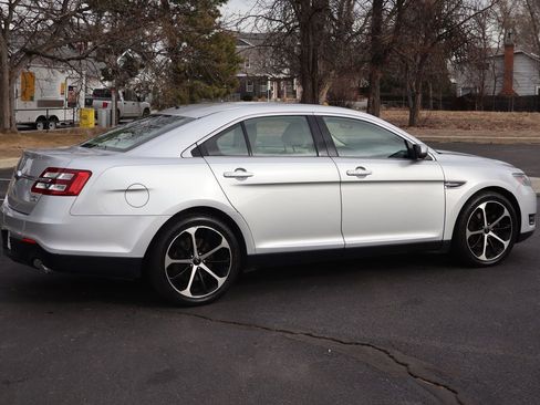 Used 2015 Ford Taurus SEL w/ Equipment Group 201A image 4