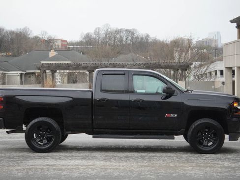 Used 2016 Chevrolet Silverado 1500 LT w/ Midnight Edition AWD/4WD image 5