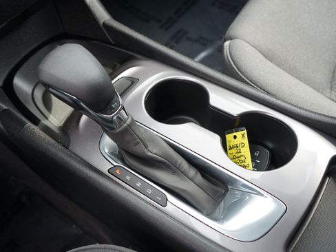 Used 2022 Chevrolet Malibu LS w/ LPO, Floor Liner Package FWD image 22