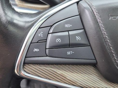 Used 2019 Cadillac XT5 Platinum AWD/4WD image 10