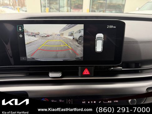 New 2026 Kia Carnival LX FWD image 31