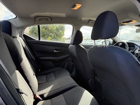 Used 2021 Nissan Sentra SV image 16