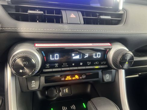 New 2024 Toyota RAV4 XLE image 27