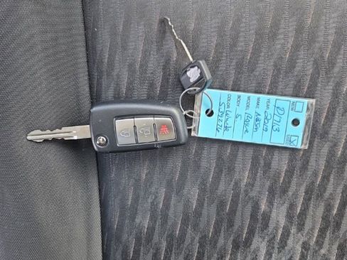 Used 2019 Nissan Rogue S image 28