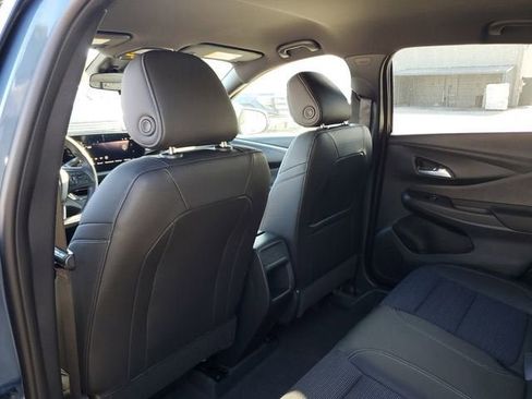 New 2025 Buick Envista Preferred w/ Advanced Safety Package image 9