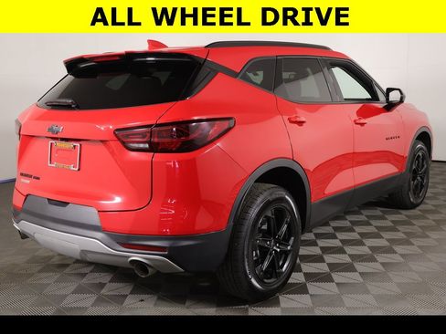 Used 2024 Chevrolet Blazer LT w/ Convenience Package image 4