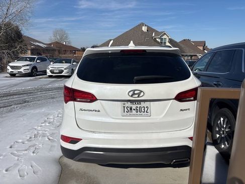 Used 2017 Hyundai Santa Fe Sport image 7