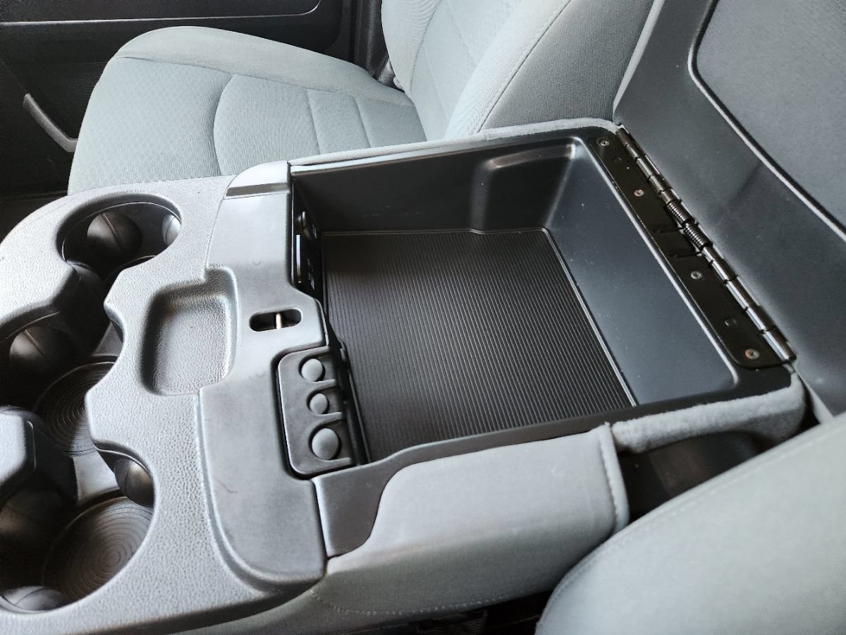 Used 2014 RAM 1500 Express RWD image 31