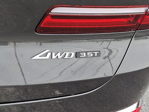 Certified 2025 Genesis GV80 3.5T Prestige image 32