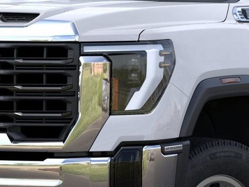 New 2026 GMC Sierra 2500 Pro w/ Convenience Package AWD/4WD image 10