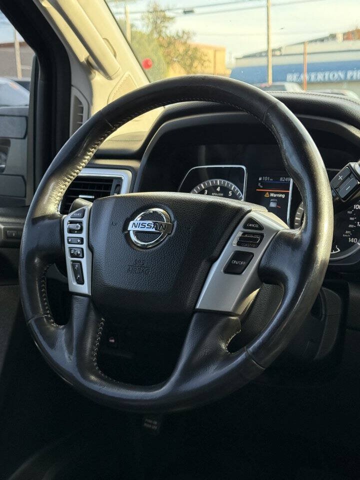 Used 2019 Nissan Titan PRO-4X w/ Pro-4x Convenience Package AWD/4WD image 26