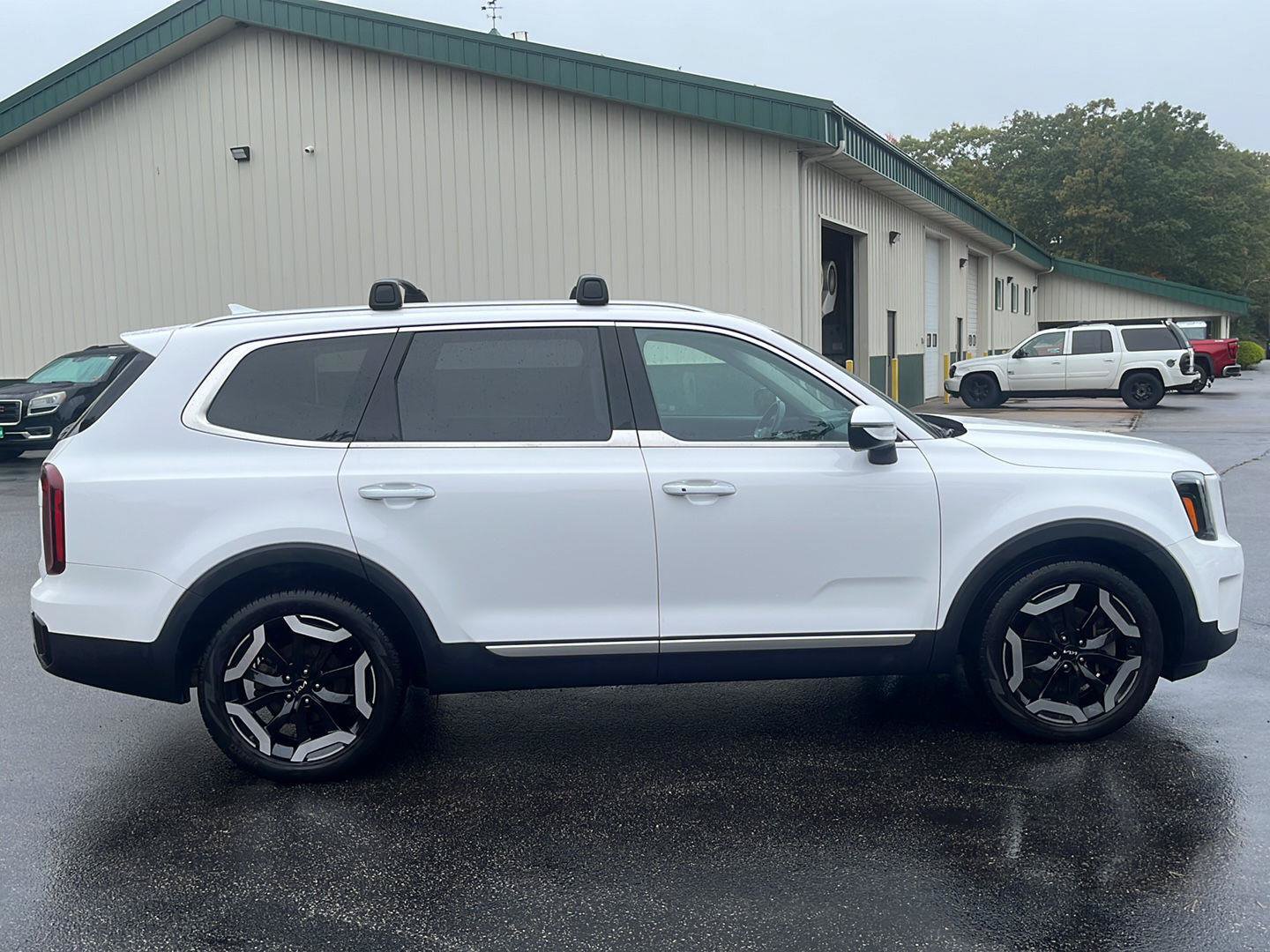 Used 2024 Kia Telluride S w/ S Sunroof Package AWD/4WD image 6