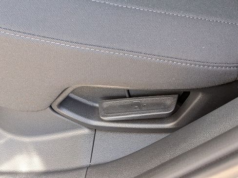 New 2026 Kia Sportage LX FWD image 16