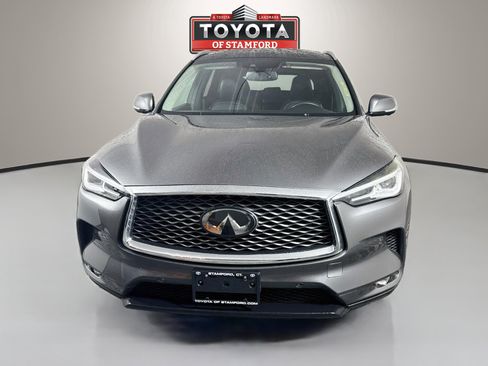 Used 2019 INFINITI QX50 Essential w/ Premium Heat Package AWD/4WD image 2