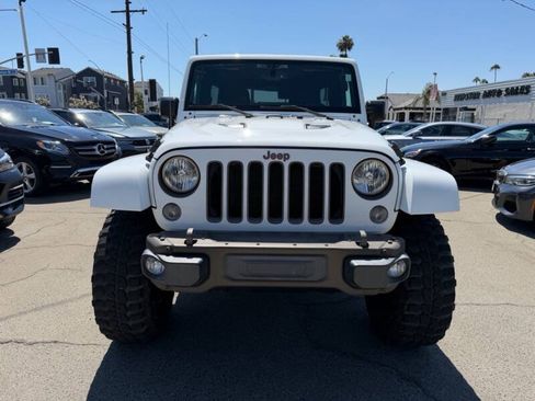 Used 2016 Jeep Wrangler Unlimited Sahara AWD/4WD image 3