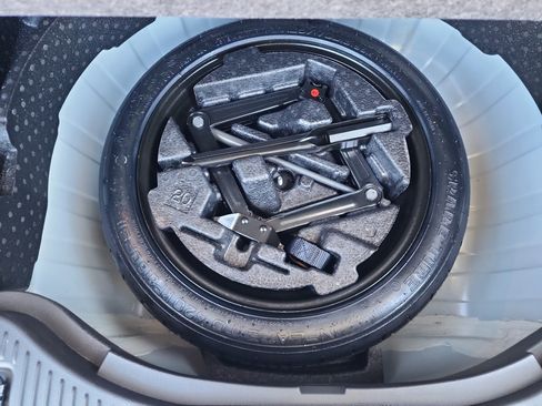 Certified 2019 Chevrolet Trax LT w/ LT Convenience Package image 27