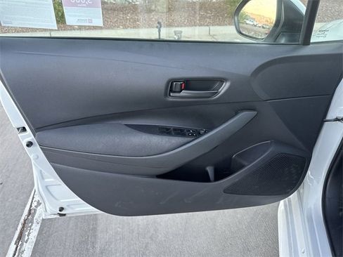 Used 2023 Toyota Corolla LE image 9