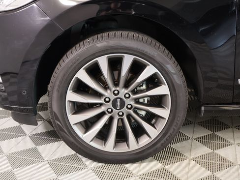 Used 2020 Lincoln Navigator Reserve AWD/4WD image 20