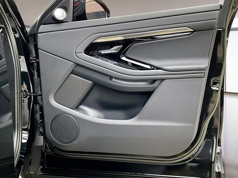 Used 2023 Land Rover Range Rover Evoque R-Dynamic S image 26