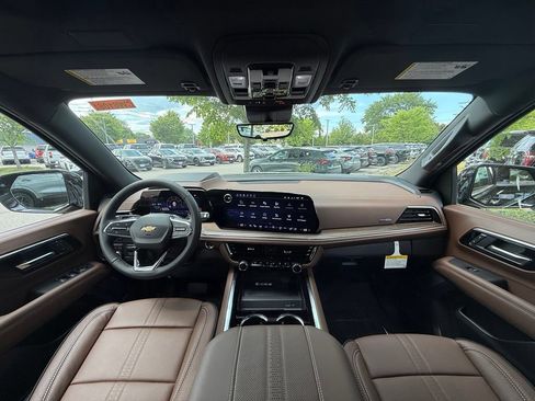 New 2026 Chevrolet Tahoe High Country w/ Sun And Tow Package AWD/4WD image 32