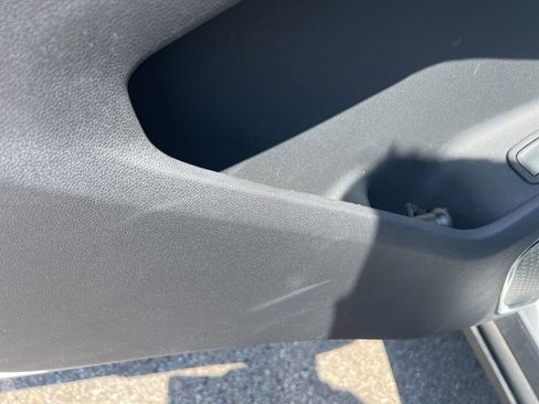 Used 2025 GMC Acadia Elevation w/ Elevation Premium Package FWD image 27