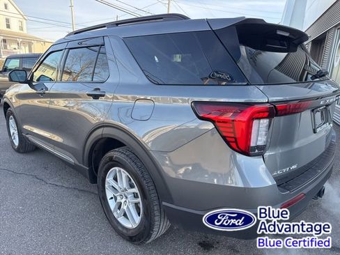 Certified 2025 Ford Explorer Active image 8