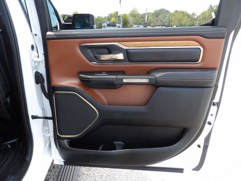 Used 2019 RAM 1500 Limited AWD/4WD image 33
