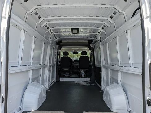 New 2026 RAM ProMaster 3500 w/ Convenience Group FWD image 12