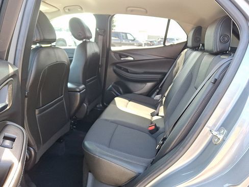 Used 2024 Buick Encore GX Preferred AWD/4WD image 9