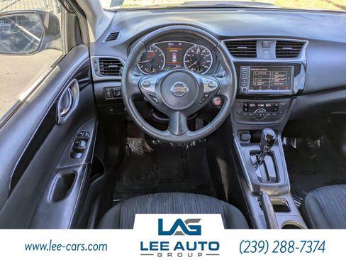 Used 2019 Nissan Sentra SV image 11