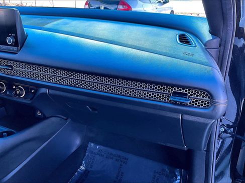 Used 2024 Honda HR-V Sport image 19